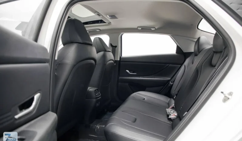 
								Hyundai Elantra GLX 2025 full									