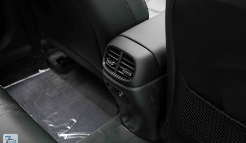 
								Hyundai Elantra GLX 2025 full									