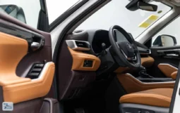 
										Toyota Highlander 2025 full									