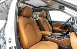 
										Toyota Highlander 2025 full									