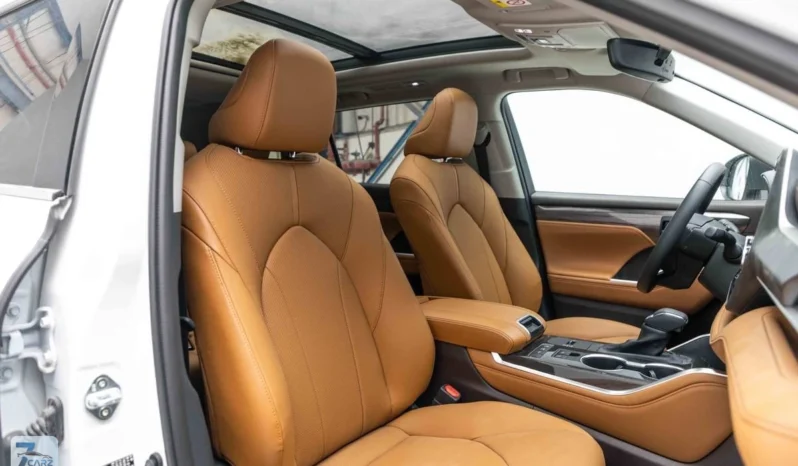 
								Toyota Highlander 2025 full									