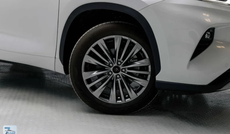 
								Toyota Highlander 2025 full									