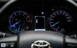 
										Toyota Hilux Adventure 2025 full									