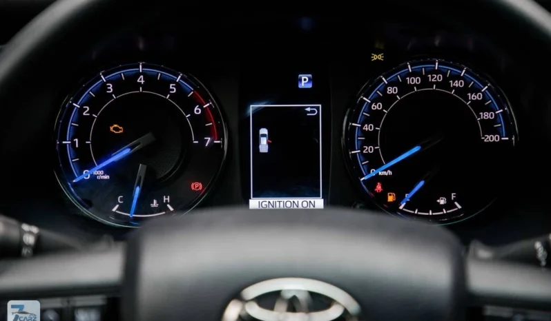 
								Toyota Hilux Adventure 2025 full									