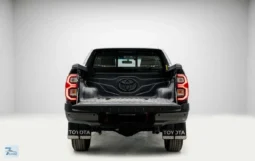 
										Toyota Hilux Adventure 2025 full									