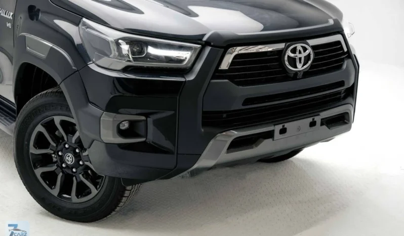 
								Toyota Hilux Adventure 2025 full									
