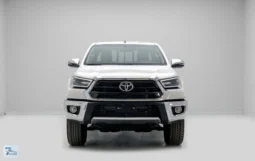 Toyota Hilux SR5 2025