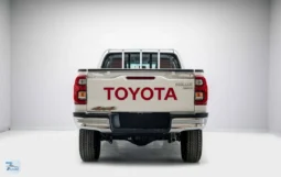 Toyota Hilux SR5 2025