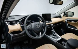 
										Toyota RAV4 2025 full									