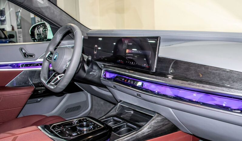
								2026 BMW i7 XDRIVE60 full									